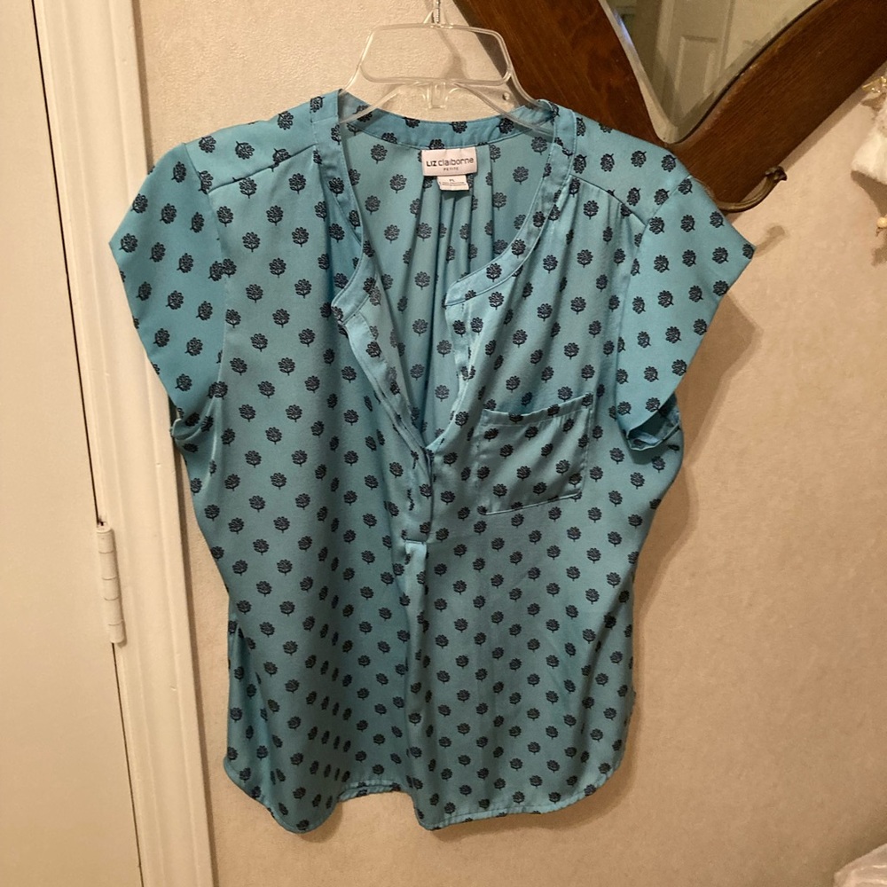Like new top size PL